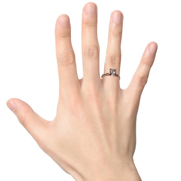 Rose Gold Solitaire Simulated Zircon Ring Fashion Dinner Cocktail Side Stones - Picture 9 of 11